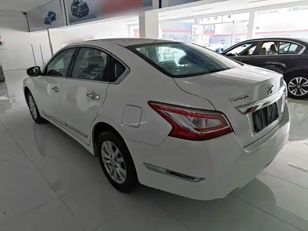 Nissan Teana 2016
