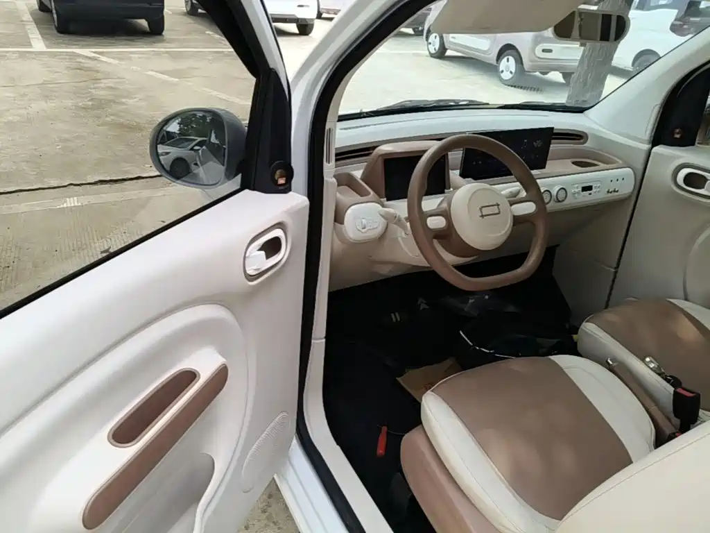 Bestune Pony 2025 — фото 16