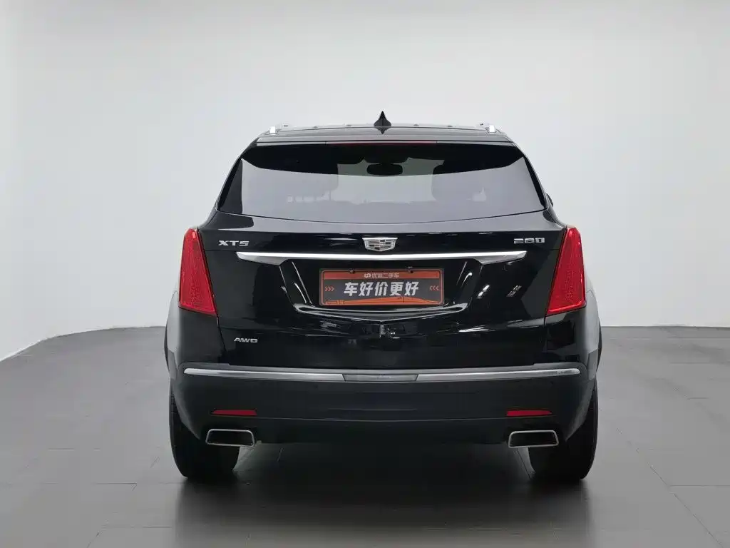 Cadillac XT5 2017 — фото 4
