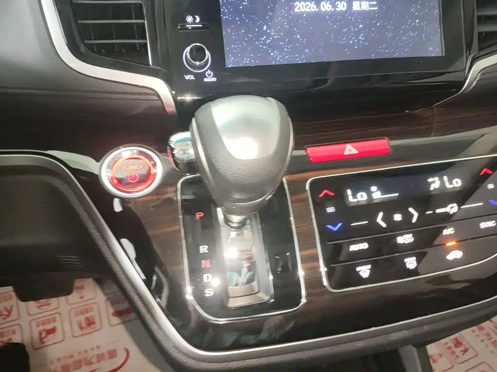 Honda Odyssey 2020 — фото 14