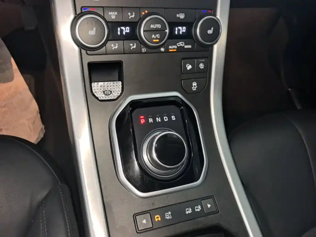 Land Rover Range Rover Evoque 2018 — фото 14