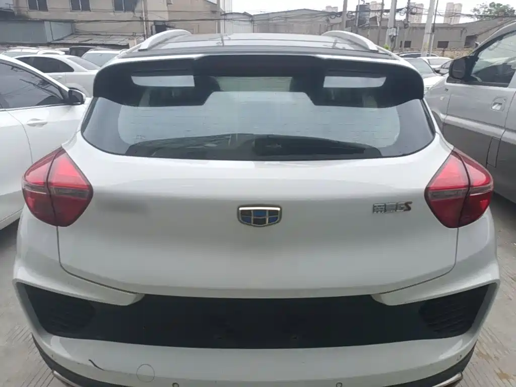 Geely Emgrand GS 2018