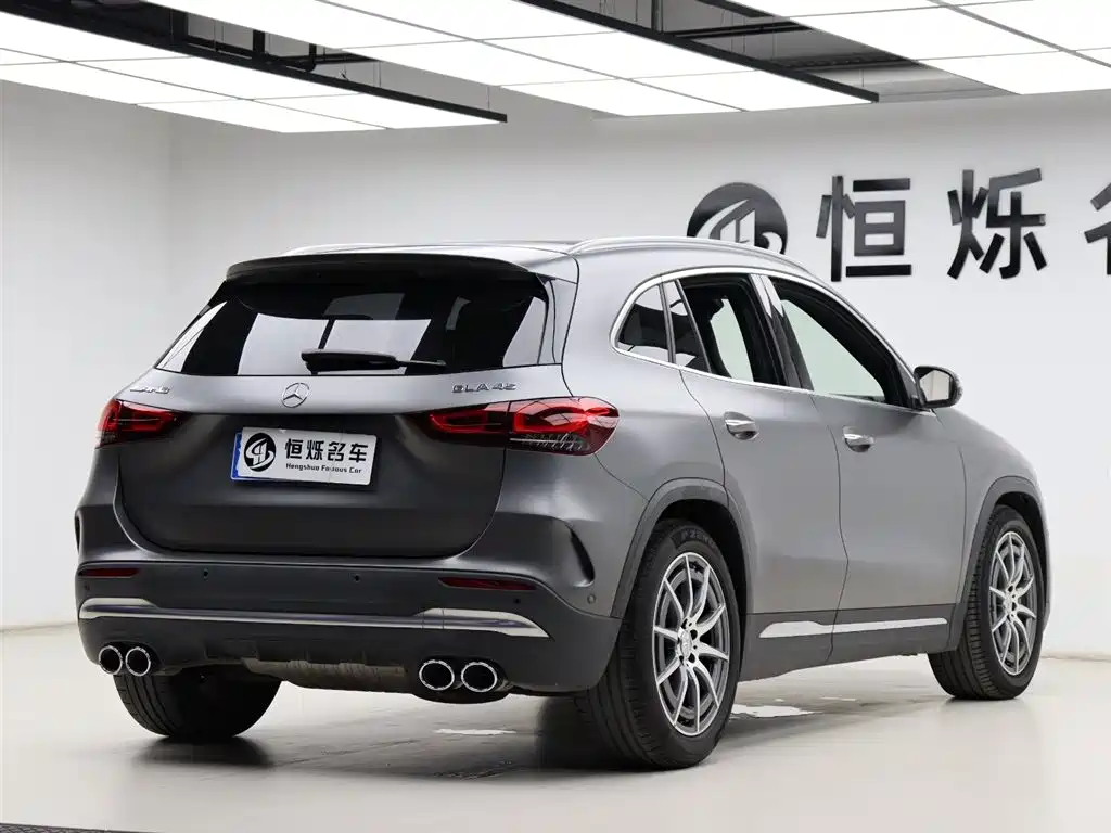 Mercedes-Benz GLA AMG 2021 — фото 29