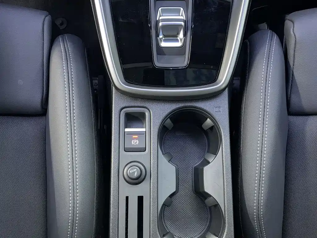 Audi A3 2023 — фото 10