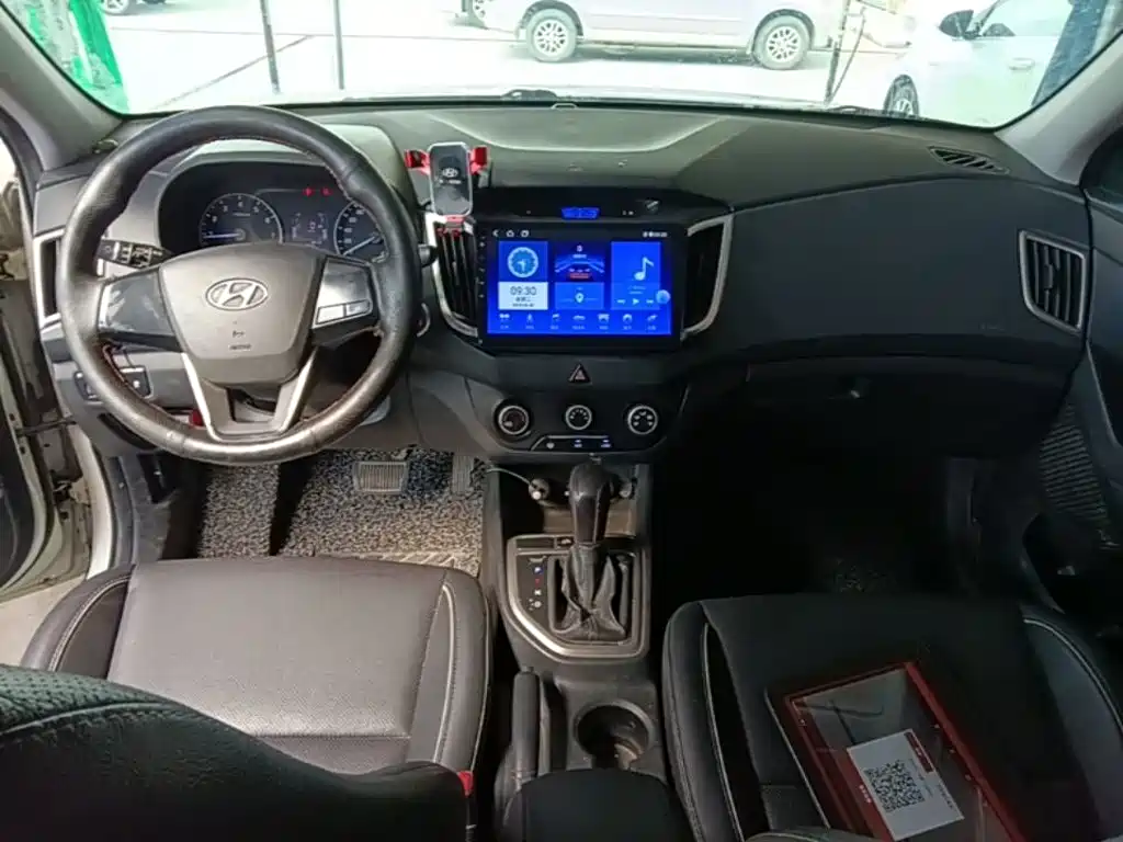 Hyundai ix25 2015 — фото 10