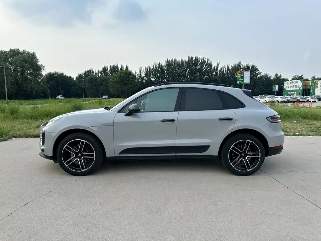 Porsche Macan 2020 — фото 7