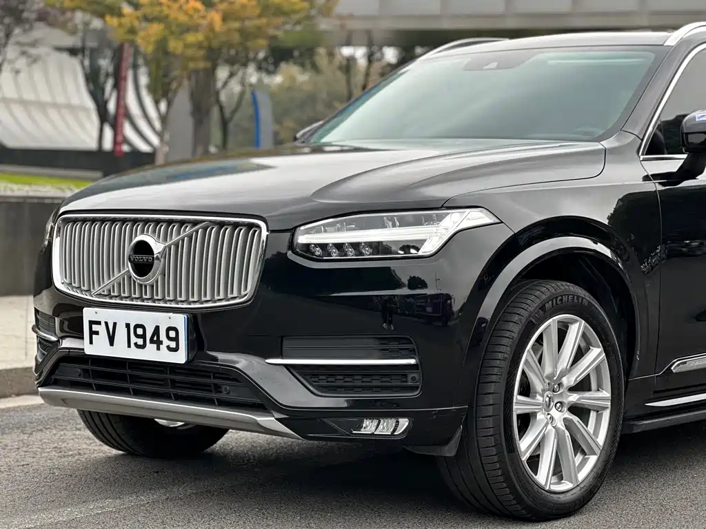 Volvo XC90 2019 — фото 6