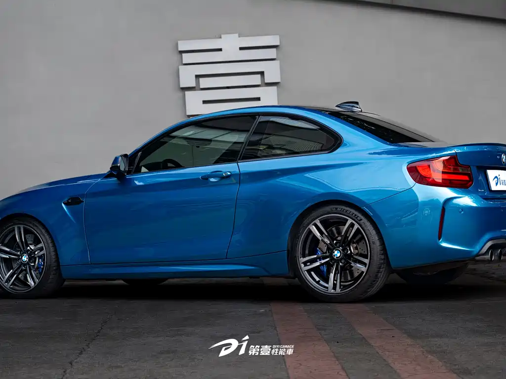 BMW M2 2016