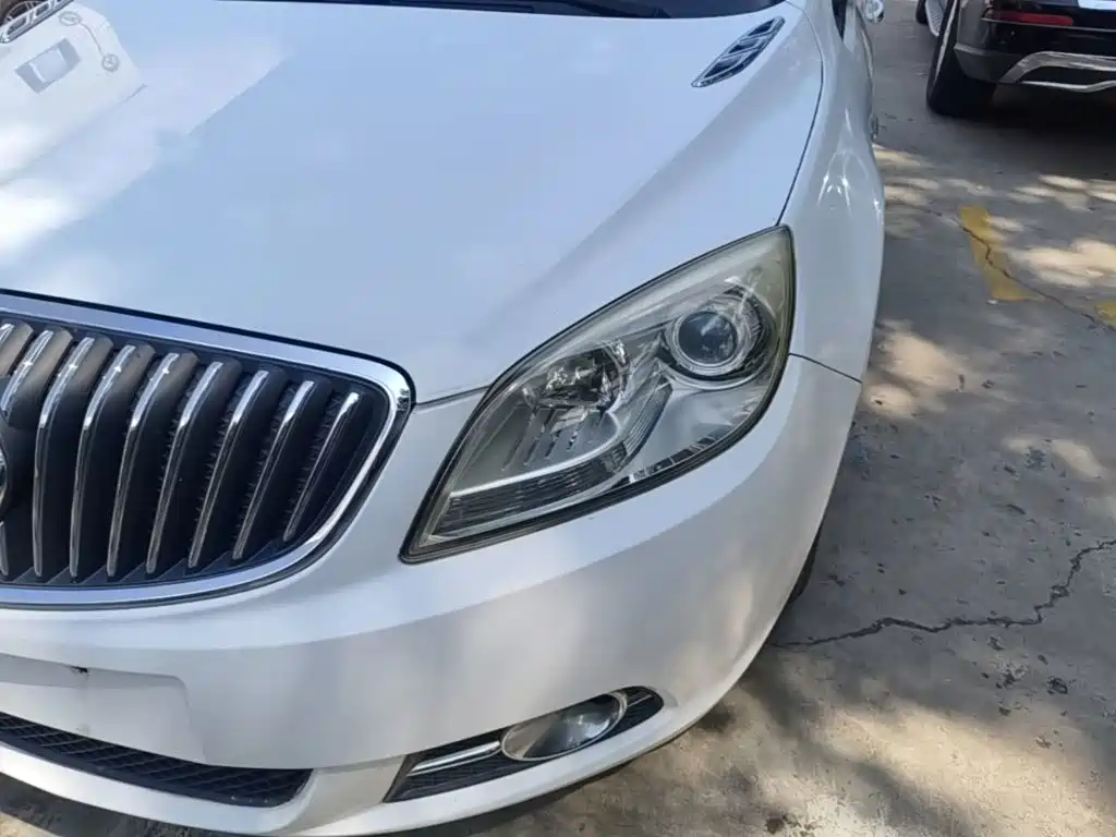 Buick Excelle GT 2014 — фото 24