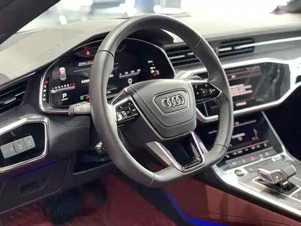 Audi A7L 2025