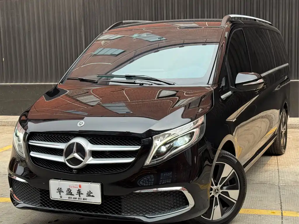 Mercedes-Benz V-Class 2021 — фото 1