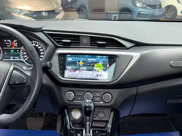 Nissan Bluebird 2019