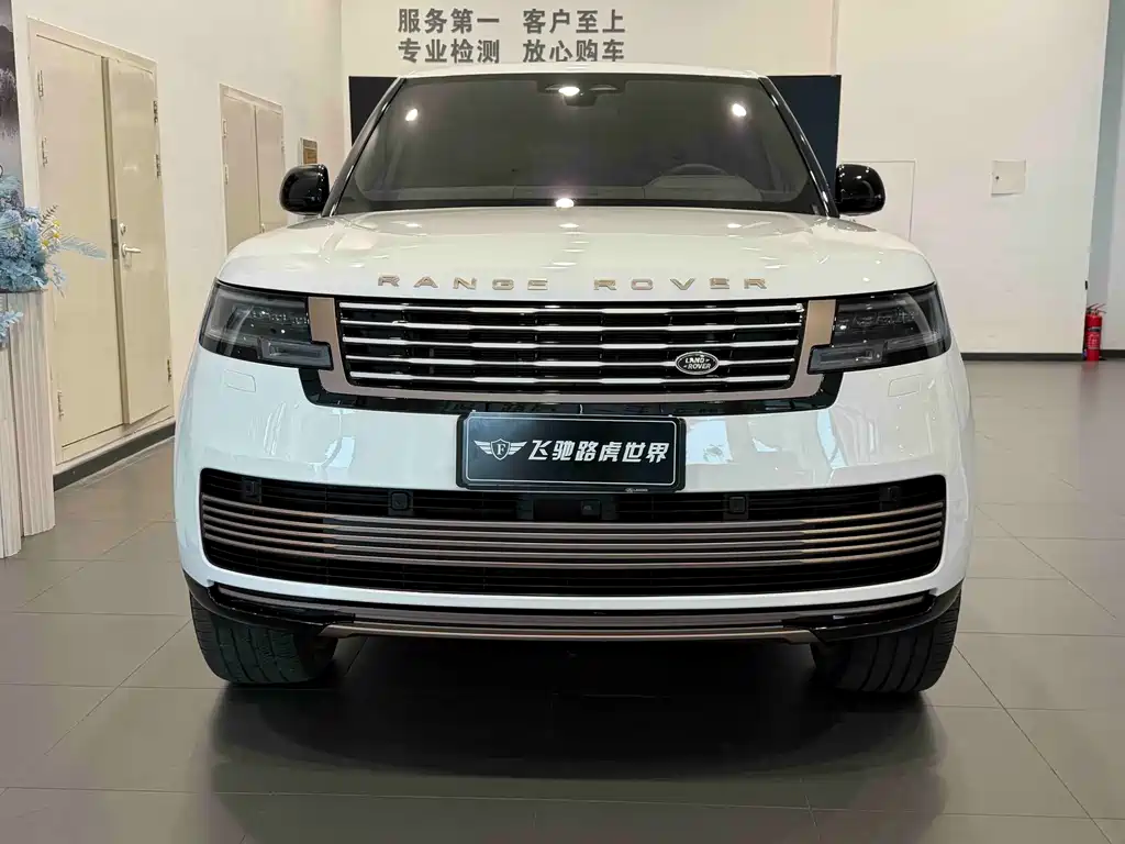 Land Rover Range Rover 2025 — фото 2