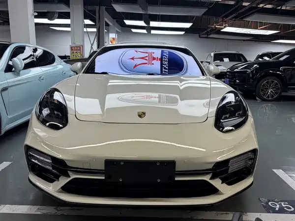 Porsche Panamera 2011