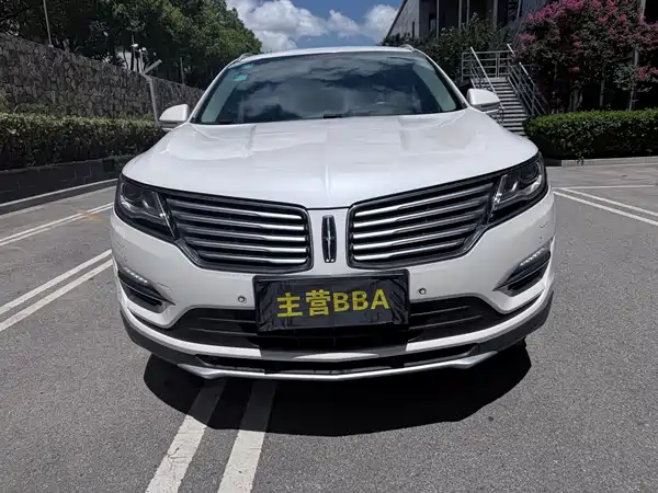 Lincoln MKC 2017