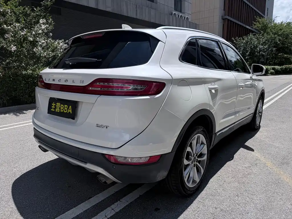 Lincoln MKC 2017 — фото 14