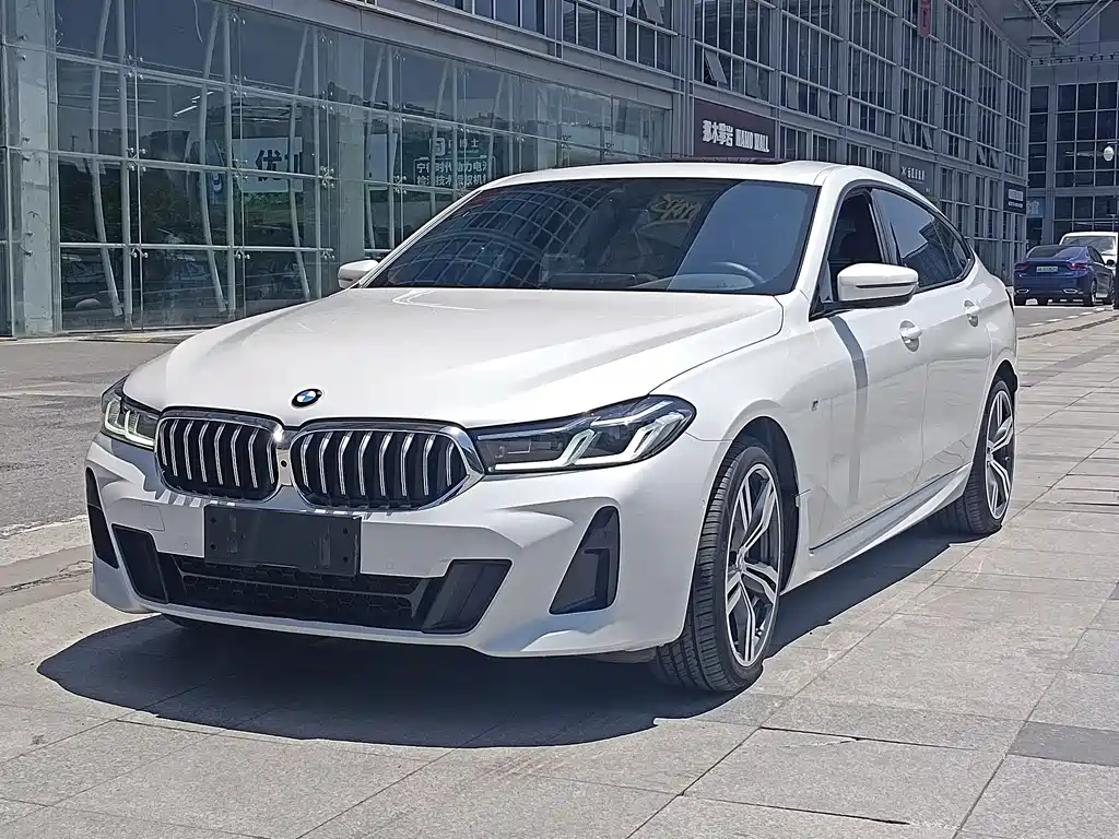 BMW 6 Series GT 2023 — фото 1