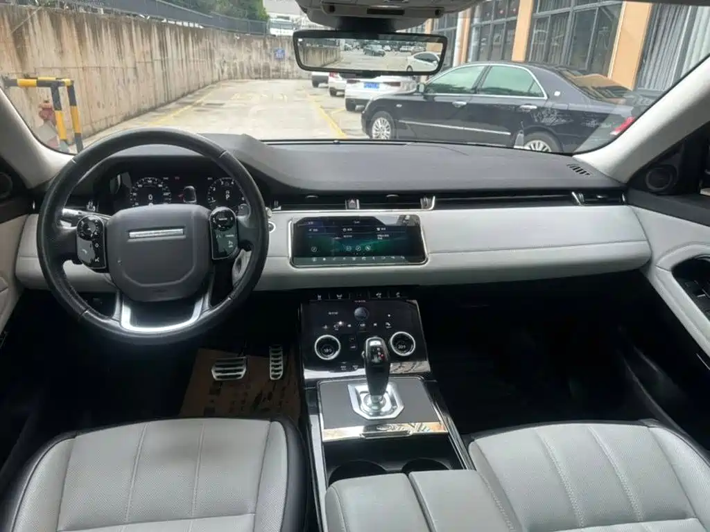 Land Rover Range Rover Evoque 2020 — фото 9
