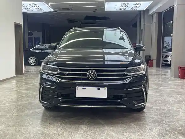 Volkswagen Tiguan L 2024