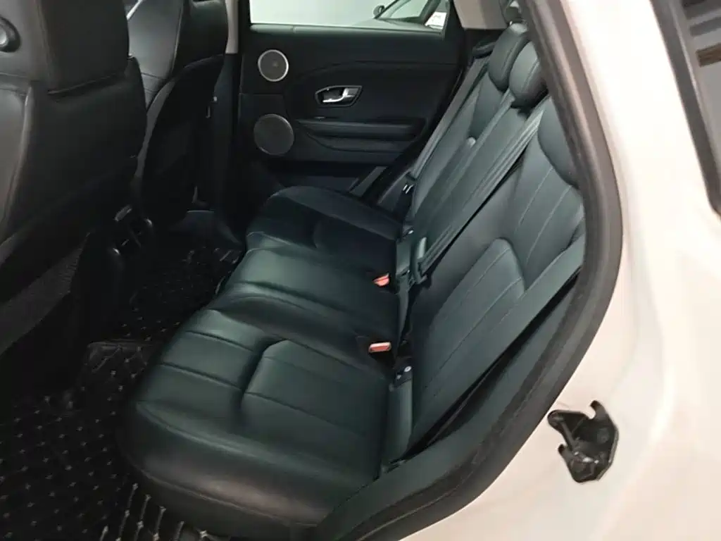 Land Rover Range Rover Evoque 2019 — фото 17