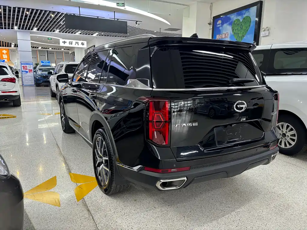 GAC Motor Trumpchi GS8 2023 — фото 6