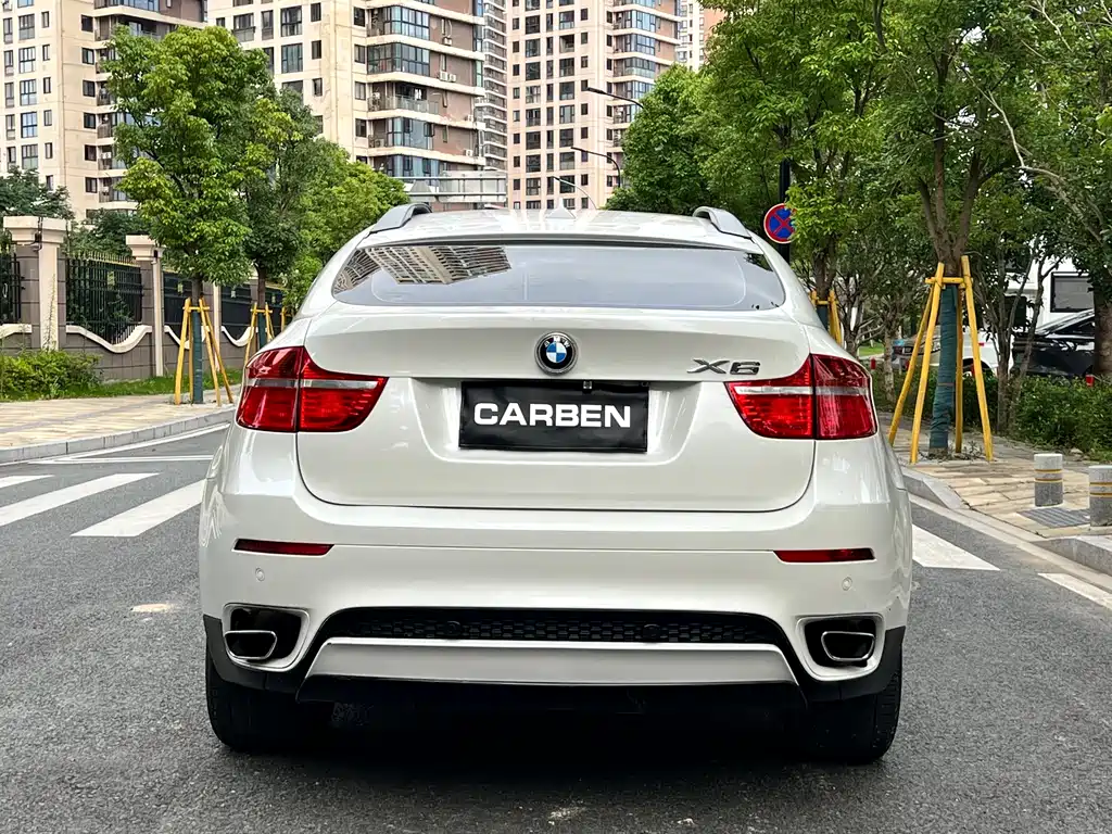 BMW X6 2012