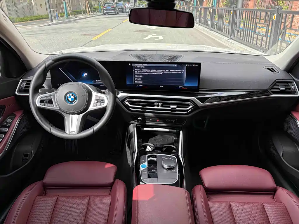 BMW i3 2022 — фото 9