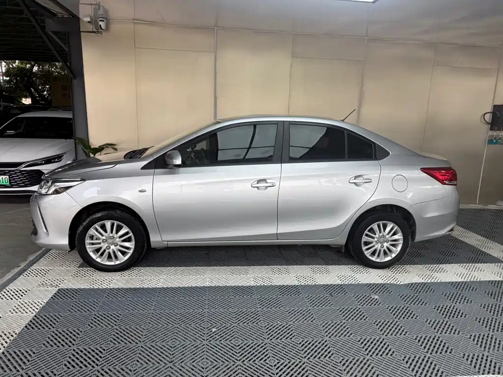 Toyota Vios 2019 — фото 10
