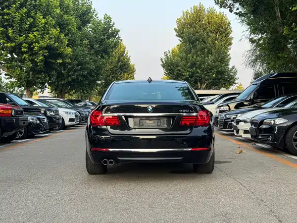 BMW 7 Series 2015