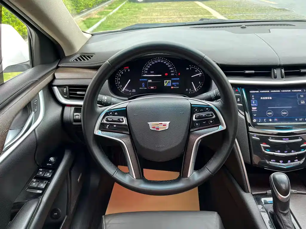 Cadillac XTS 2019 — фото 15