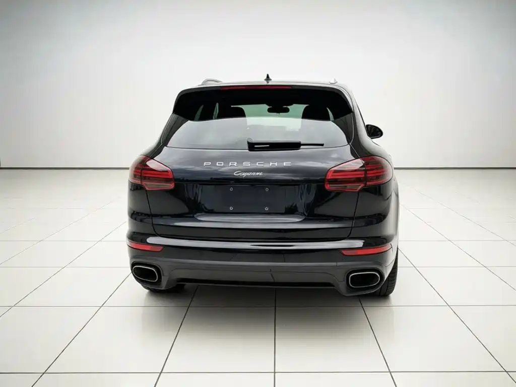 Porsche Cayenne 2017 — фото 5