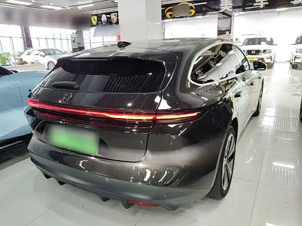 NIO ET5T 2024