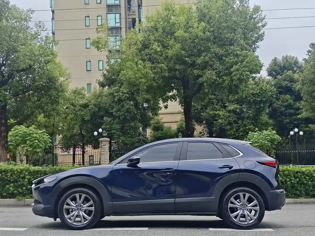Mazda CX-30 2024