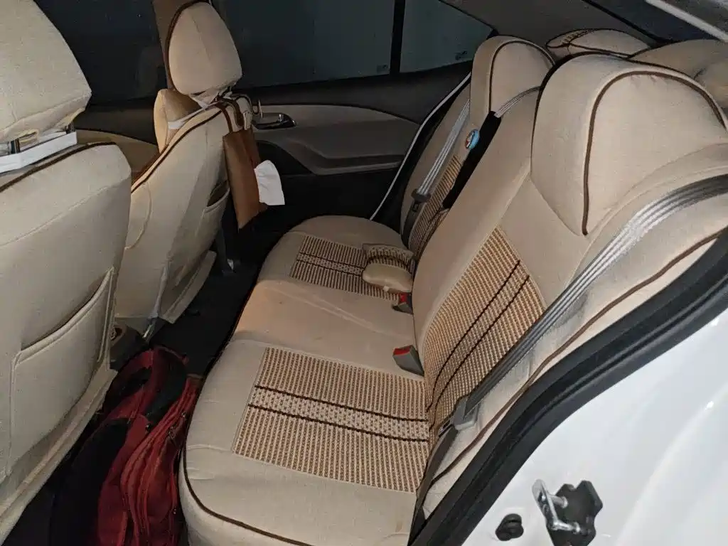 Chevrolet Sail 2015 — фото 14