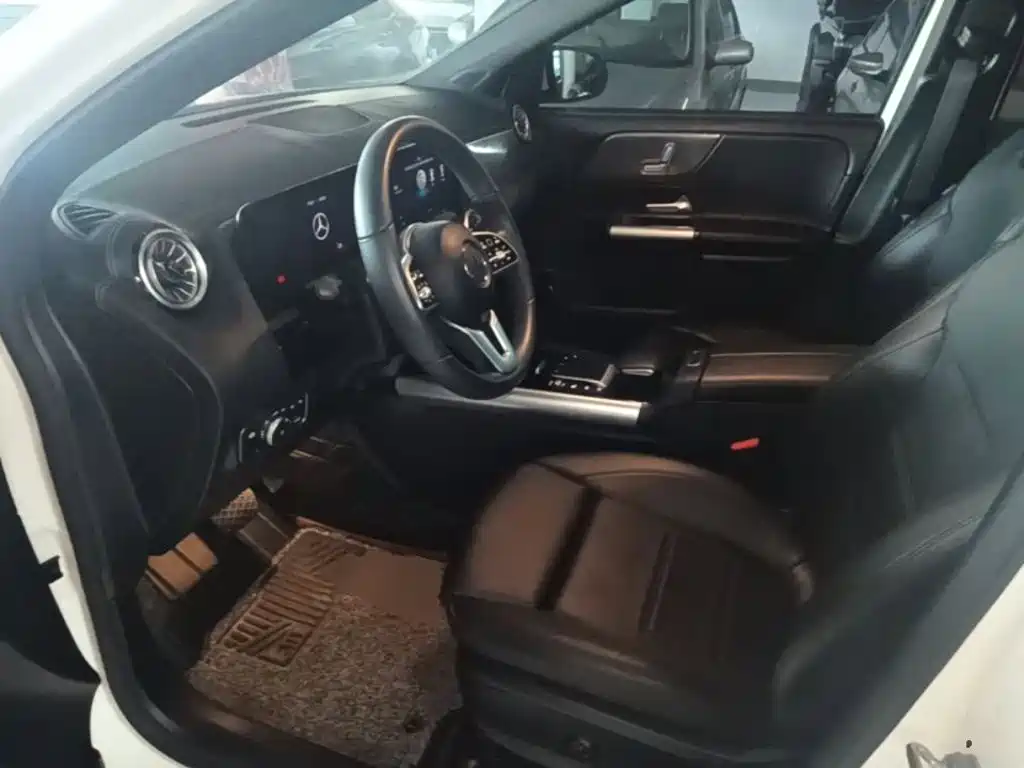 Mercedes-Benz GLA 2021 — фото 16