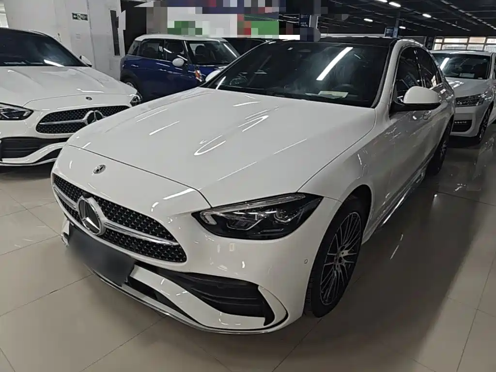 Mercedes-Benz C-Class 2024