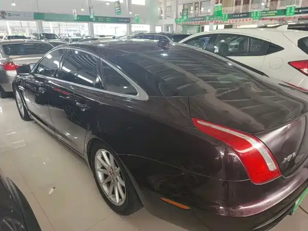 Jaguar XJ 2017