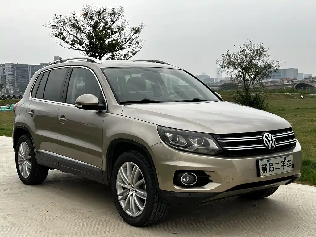 Volkswagen Tiguan 2015 — фото 3