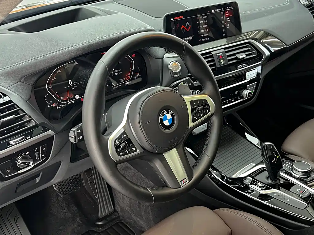 BMW X3 2021 — фото 14