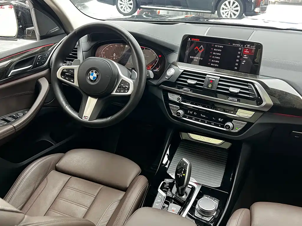BMW X3 2021 — фото 23