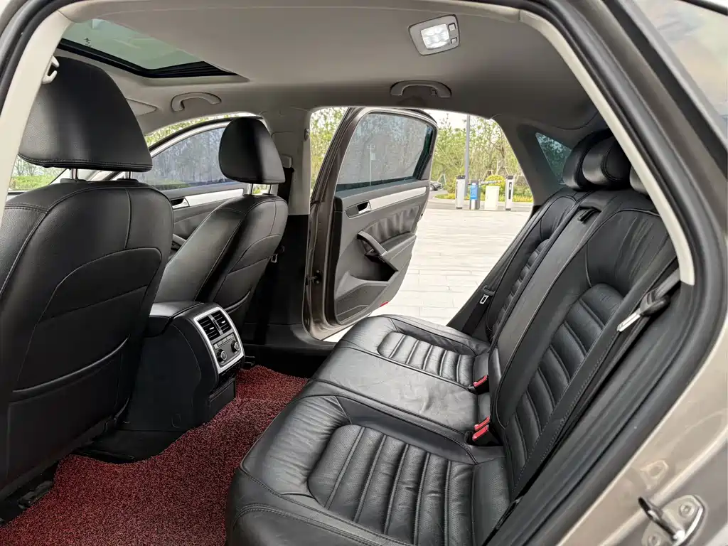 Volkswagen Passat 2013