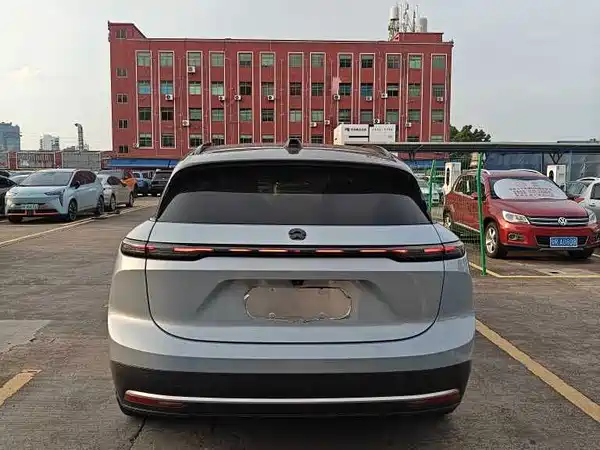 NIO ES6 2024