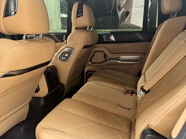 Fangchengbao Leopard 8 2024