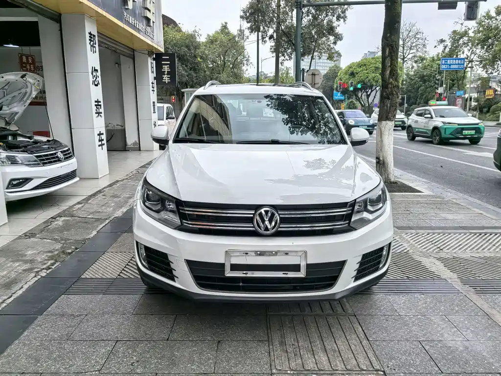 Volkswagen Tiguan 2014 — фото 3