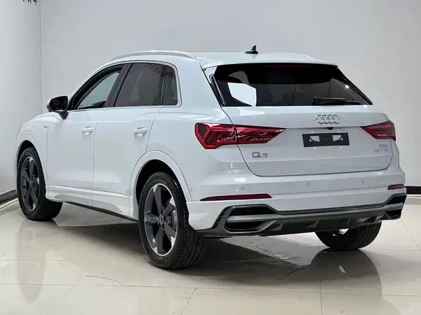 Audi Q3 2022