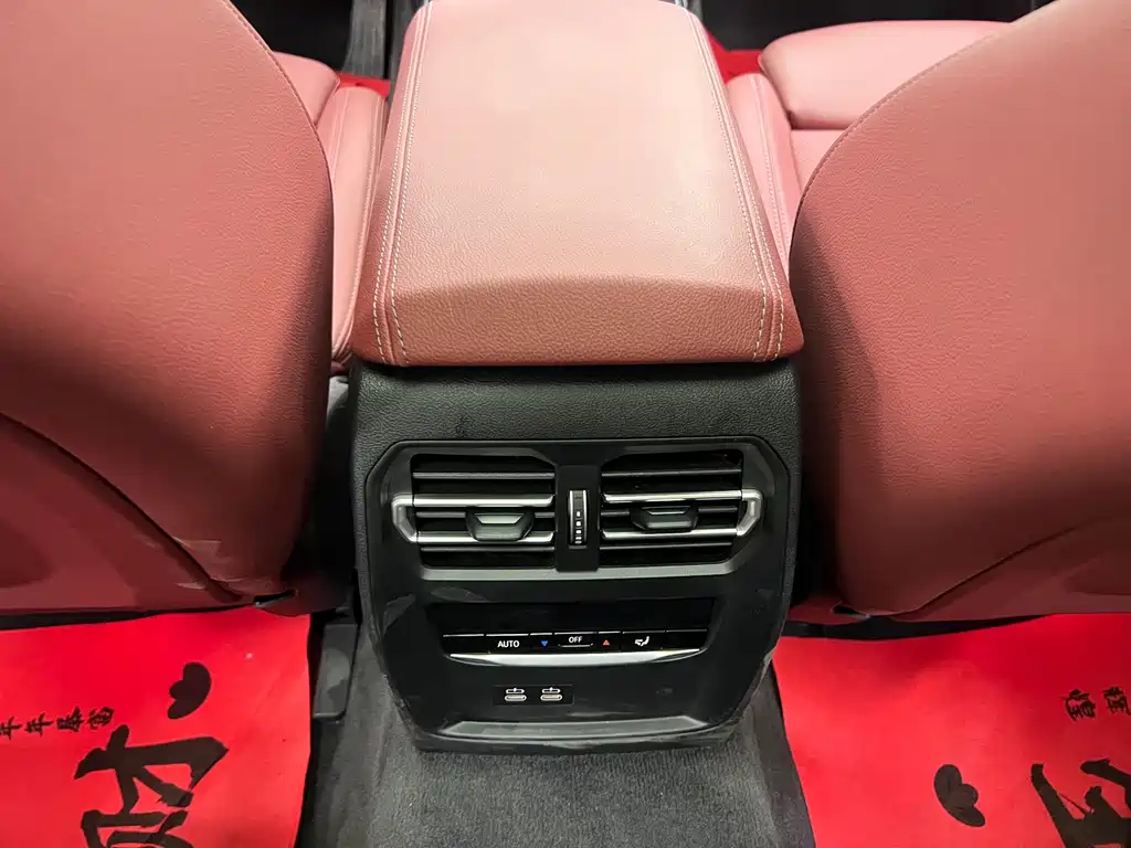 BMW i3 2023 — фото 18