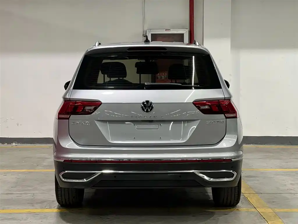 Volkswagen Tiguan L 2022 — фото 6
