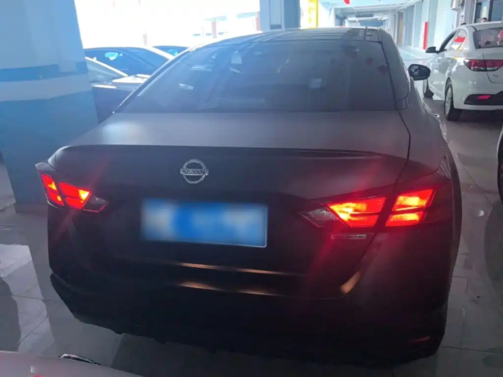 Nissan Teana 2022