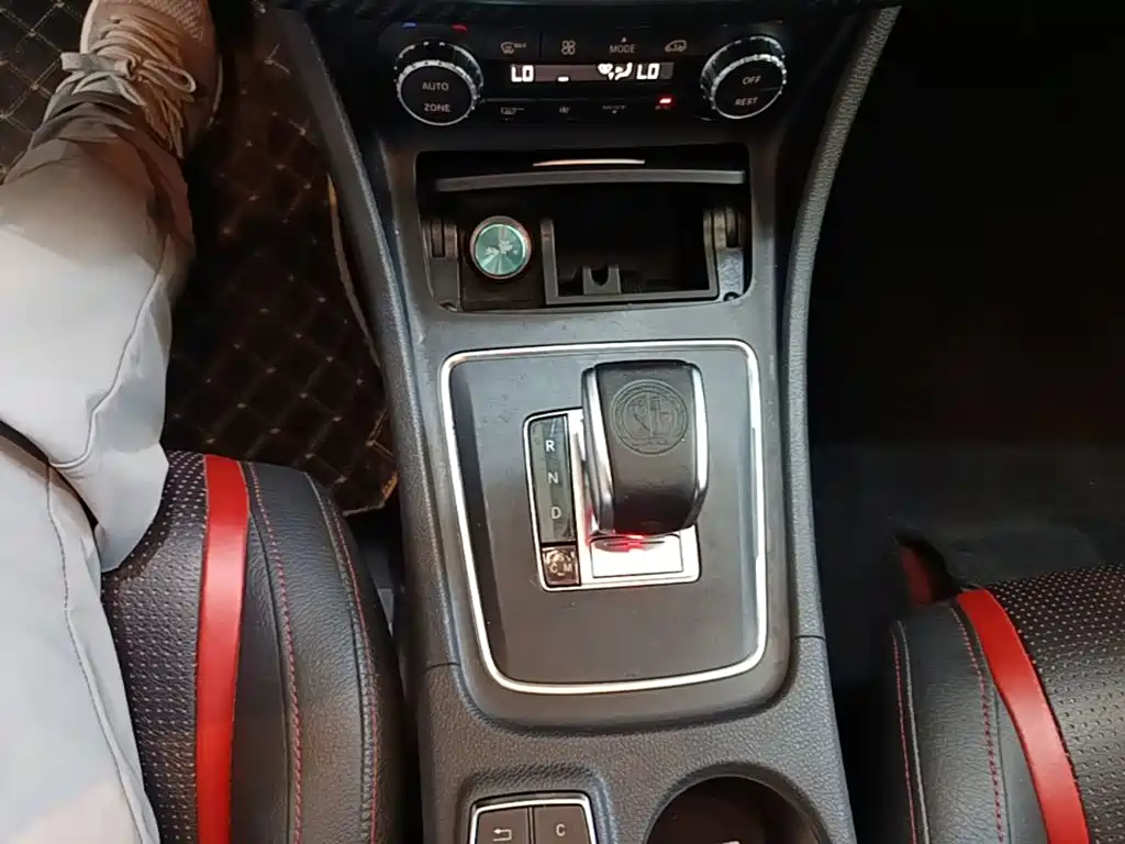 Mercedes-Benz A-Class AMG 2015 — фото 14