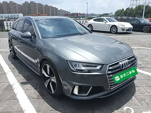 Audi A4 2020